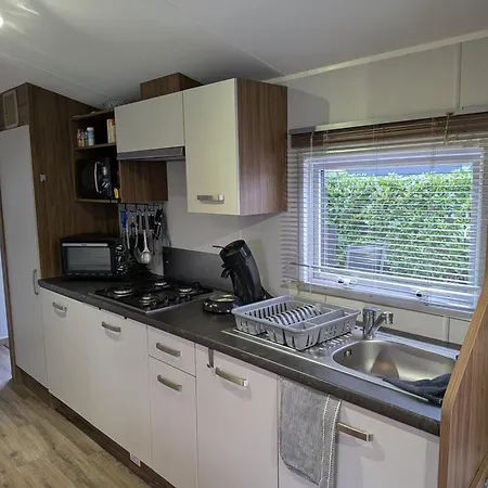 Seaside Chalet Lathum